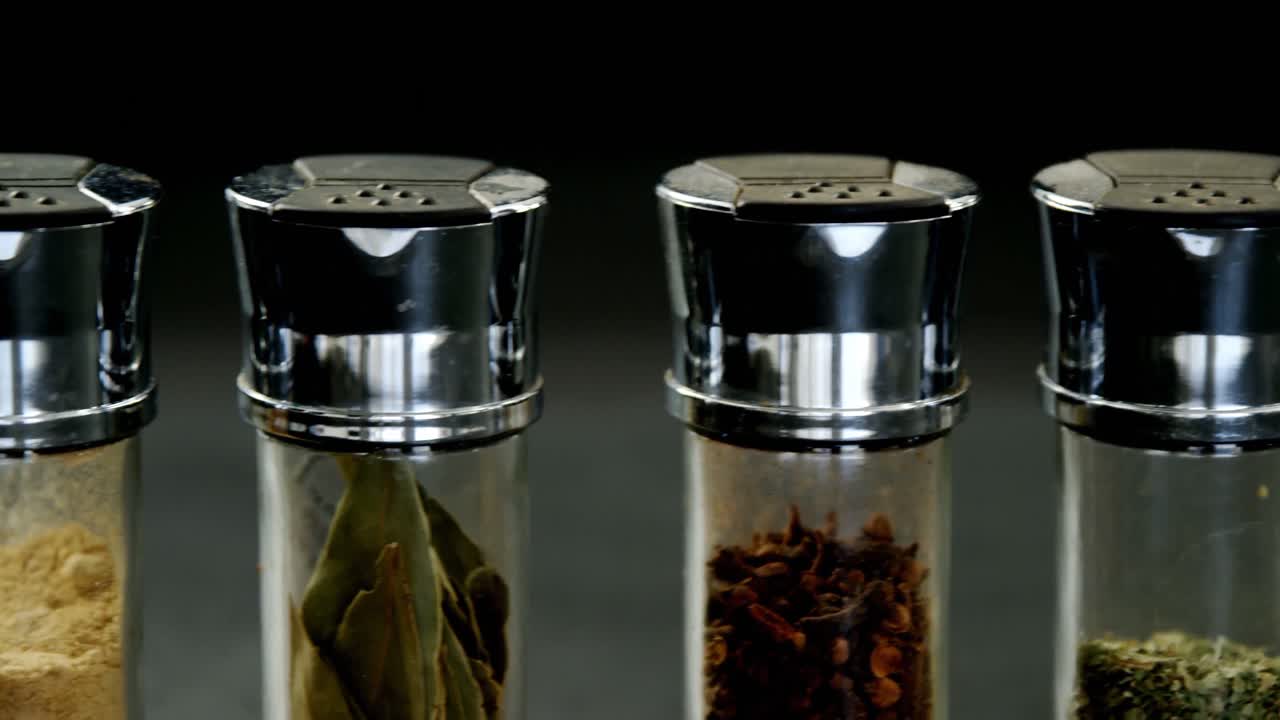 여러 가지 향신료 의 병 4k