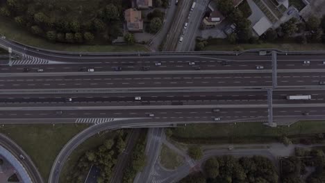 High-traffic-highway-in-italy