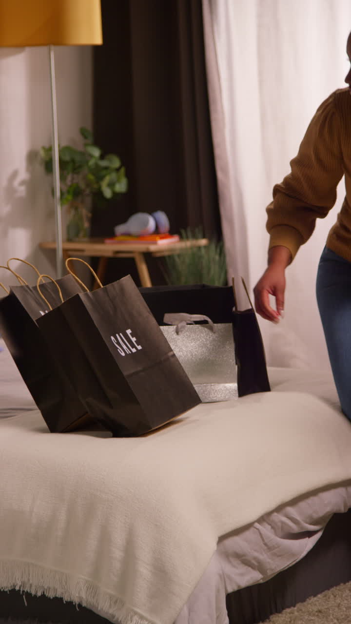 Online Shopping Delivery at Home