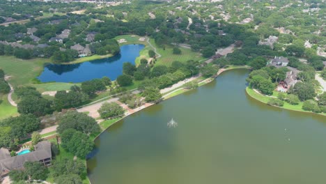 Seen-Und-Golfplatz-Innerhalb-Der-Cinco-Ranch-Community-In-Katy,-Texas