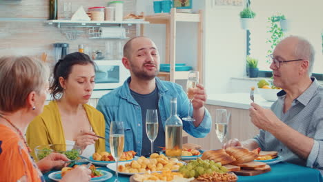 Family-enjoying-the-dinner