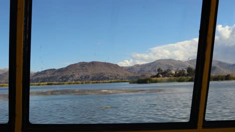 Boat-Tour-on-lake-Titicaca-from-Puno,-Peru,-South-America