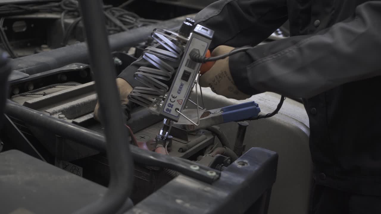 자동차 기계 수리 트럭 배터리