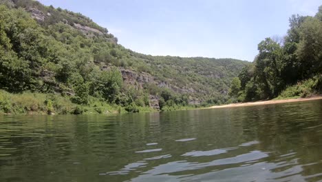 kayak en el río búfalo verano 2023