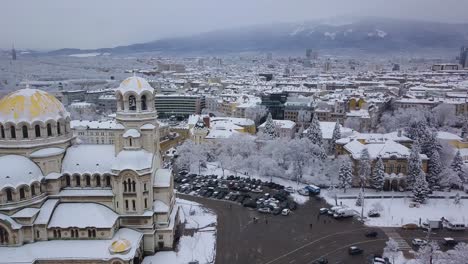 Winterzeit-In-Sofia-Alexander-Newski-Kathedrale-Schießen-Mit-Drohne