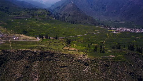 traveling around colca canyon in peru