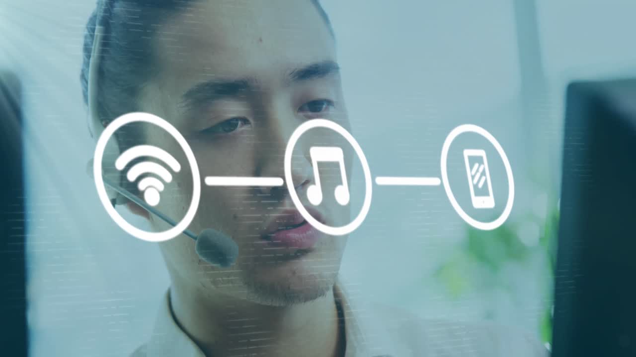 red de iconos digitales contra el ejecutivo de atención al cliente que usa auriculares