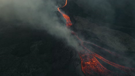 Toma-Aérea-De-Drones-De-Los-Flujos-De-Lava-Del-Volcán-Pacaya-En-Guatemala