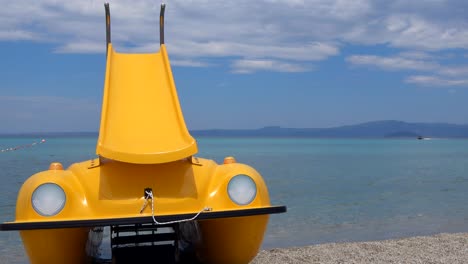 embarcaciones a motor para deportes de playa