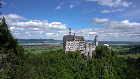 neuschwanstein castle bavarian alps germany