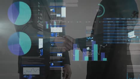 animación de estadísticas y procesamiento de datos sobre el apretón de manos de un empresario