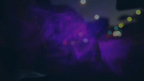 animación de formas sobre el paisaje urbano por la noche