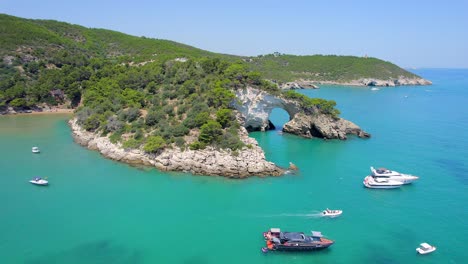 4K-aerial-of-the-coast-of-the-Gargano,-Apulia,-Italy-in-the-summer