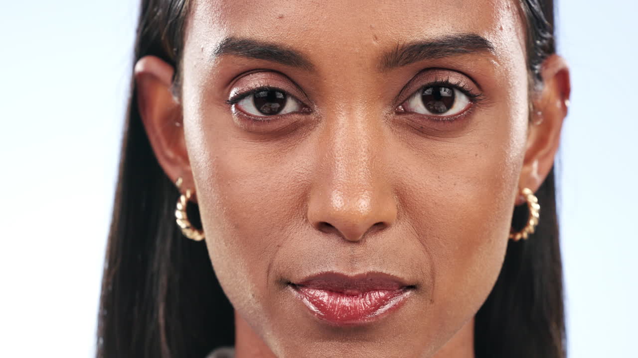 mujer, confundida y cara con ansiedad