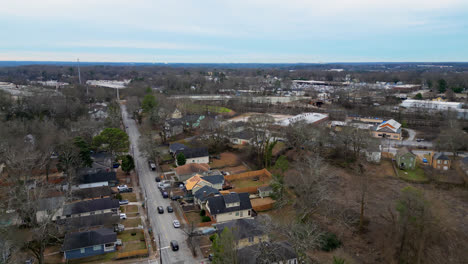 vista aérea de la ciudad de atlanta, georgia, vecindario de intown, georgia, estados unidos