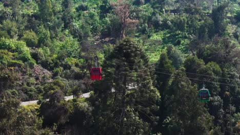 cable car cabins move along the cable car at the top of