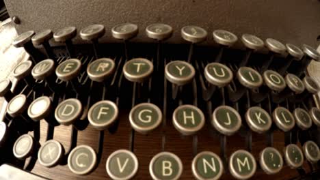 Panning-shot-across-old-typewriter-keyboard