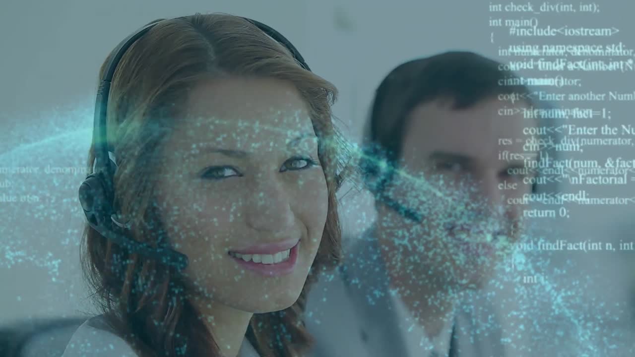 анимация обработки данных над кавказскими бизнесменами в офисе