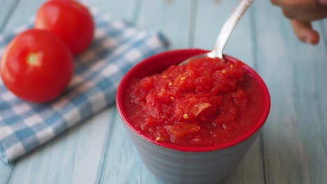 homemade tomato sauce