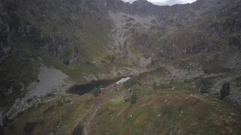 Revealing-Shot-of-Spiegelsee,-Schärding-Austria-with-Drone