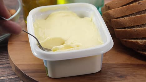 butter and bread breakfast