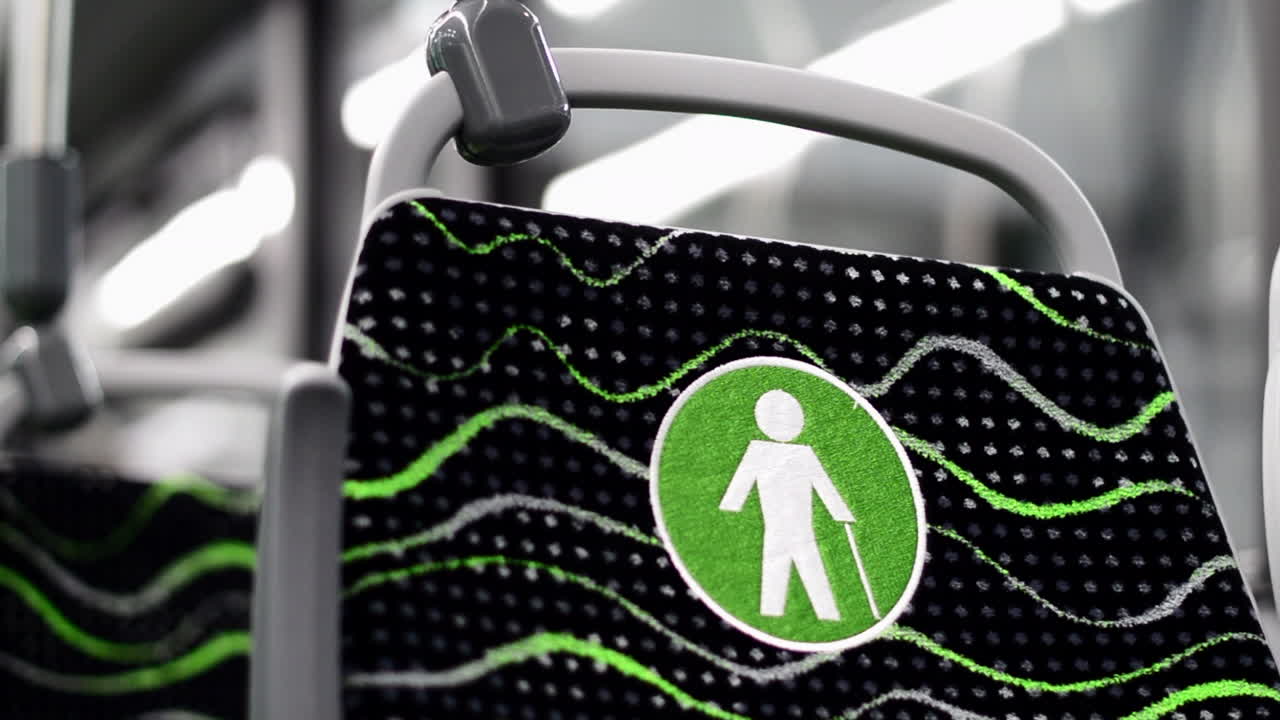 현대적인 버스의 접근 가능한 좌석