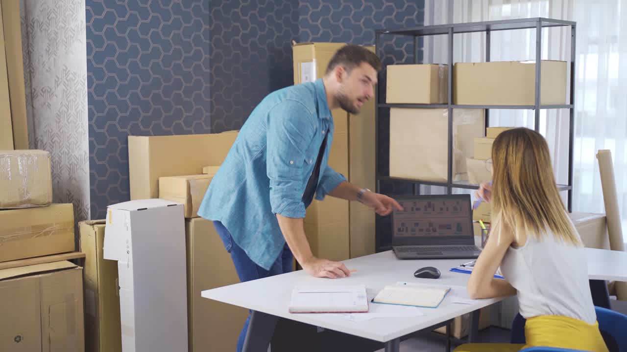 Due soci imprenditori che si sono lanciati nell'e-commerce