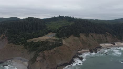 Cannon-Beach,-Oregon,-United-States