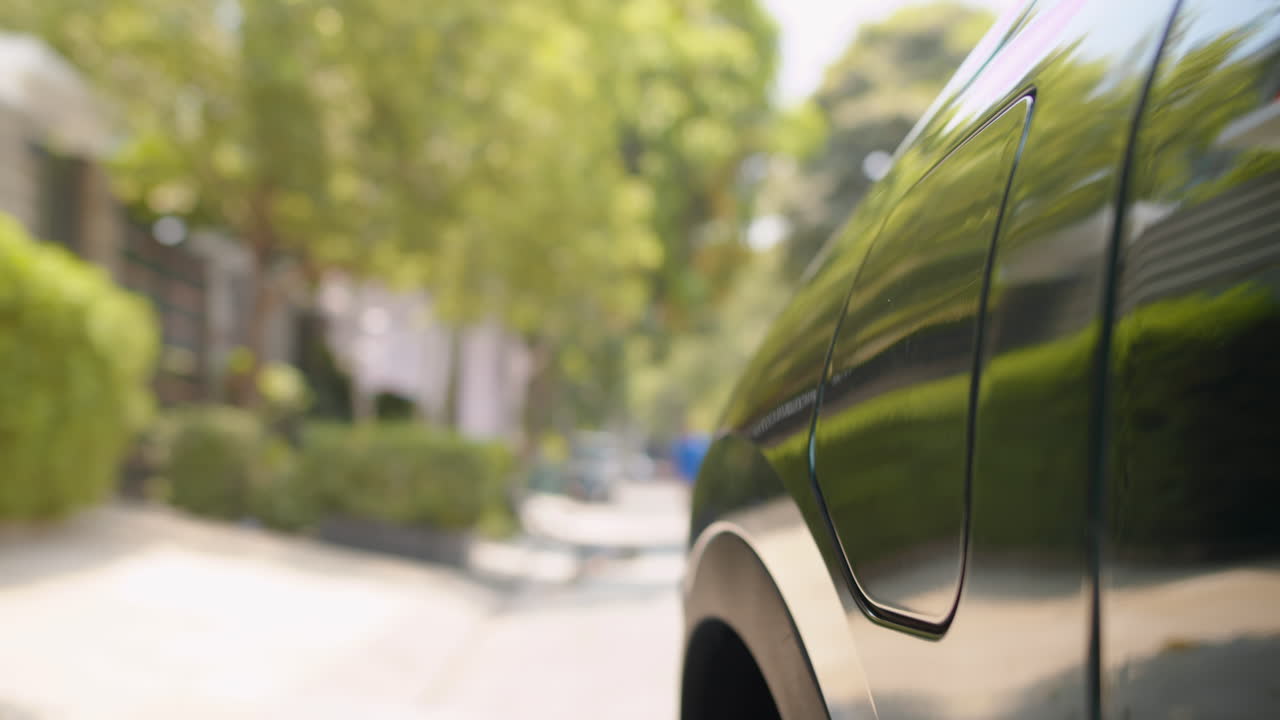 cargando un coche eléctrico