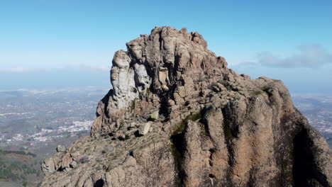 Toma-Aérea-De-Dron-Del-Roque-Saucillo