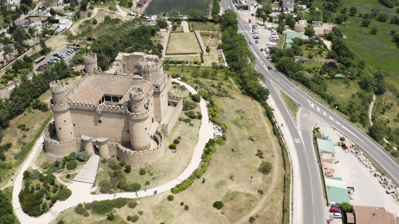 nuevo castillo de manzanares el real
