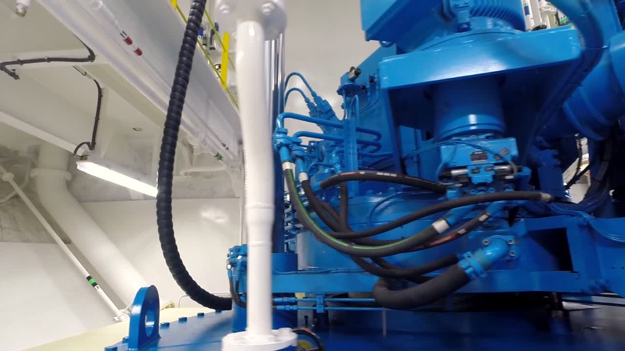 매우 상세한 전송 회전 주위의 회전 샷