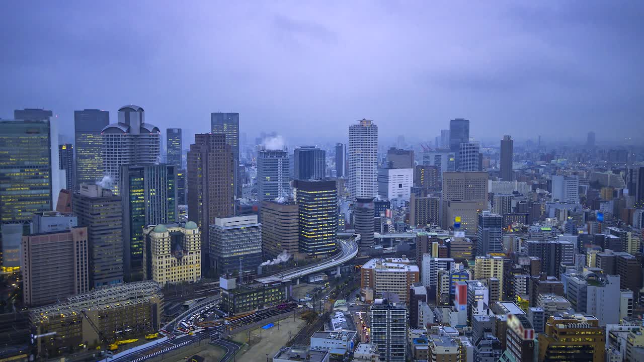 4K.Time lapse traffic on Osaka Cityscape and expressway, motorway and highway in Osaka Japan