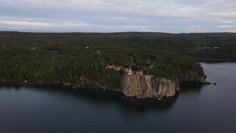 splith rock lighthouse state park during a beautiful sunrise on the north shore minnesota, lake superior