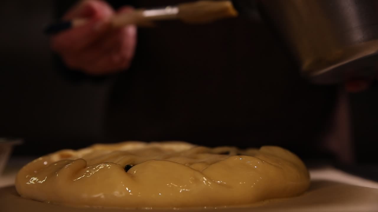 haciendo una deliciosa tarta