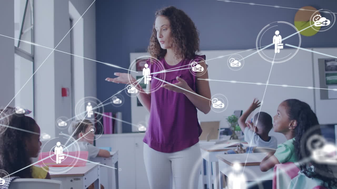 animación de la red de conexiones con personas íconos sobre diversos escolares y maestras