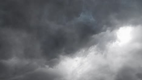 view-of-dark-sky--of-Thunderstorms