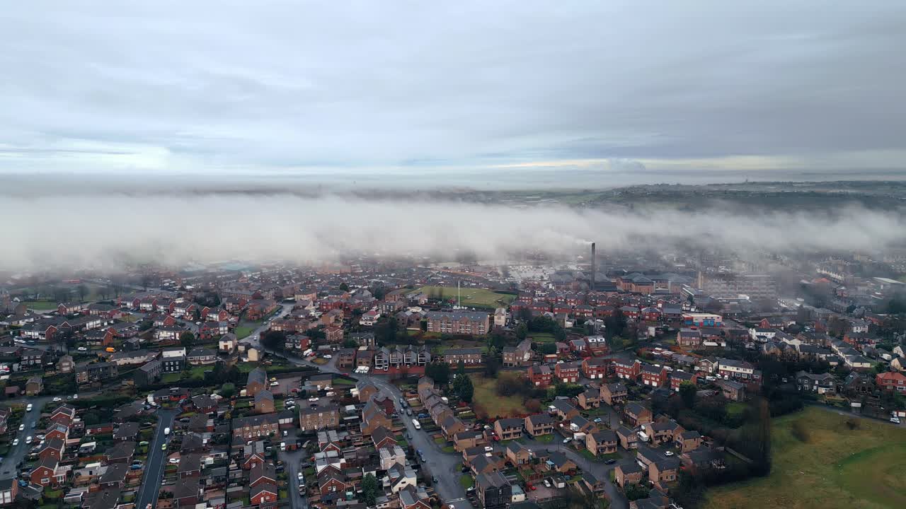 겨울 도시 공중 장면