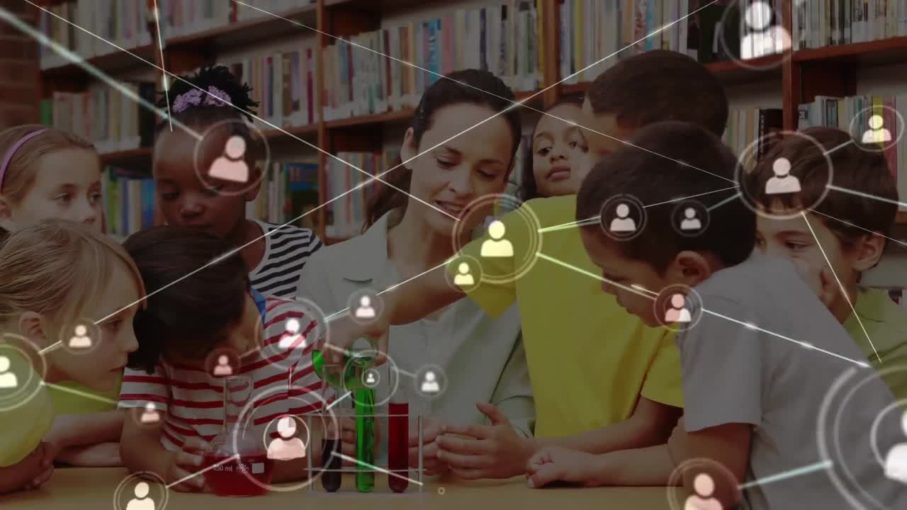 배경에 소셜 미디어 표지판을 통해 교실에 있는 아이들의 애니메이션