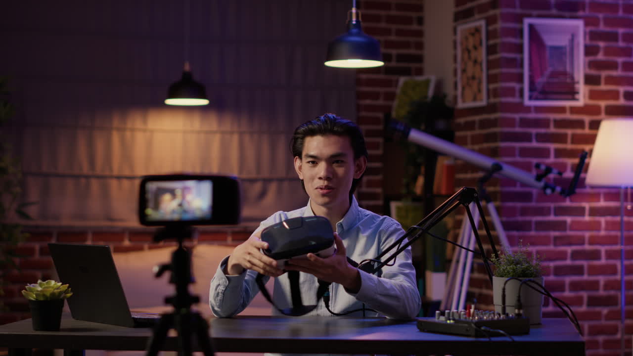 Man streaming with VR headset