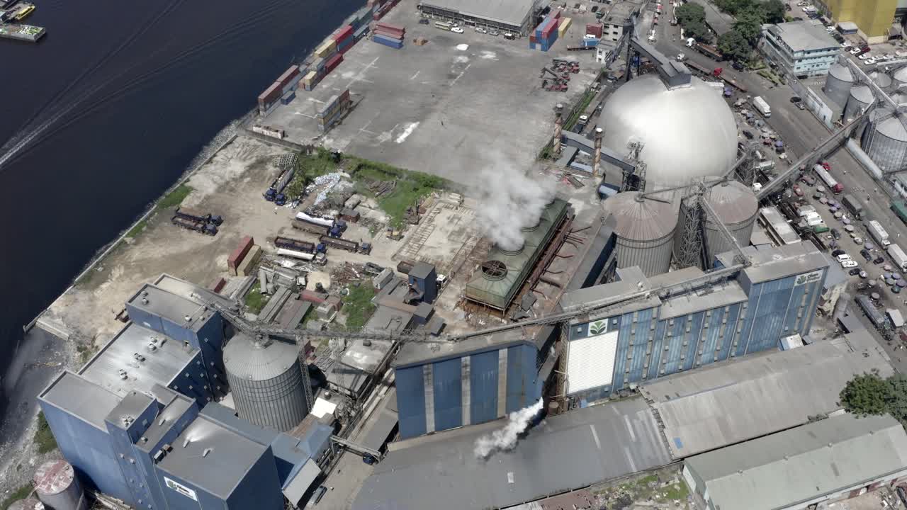 нефтяной терминал лагос дрон 02