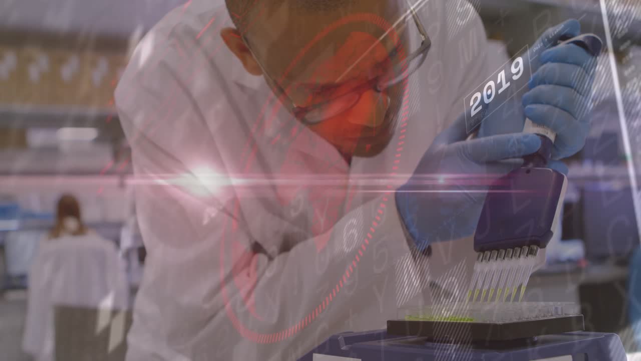 Scienziato che pipetta campioni mentre grafici a linea temporale scorrono, illustrando l'avanzamento della ricerca.