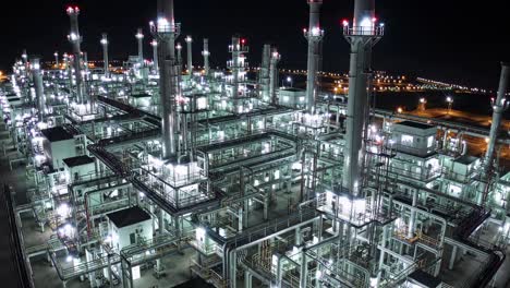 night view of an oil refinery complex