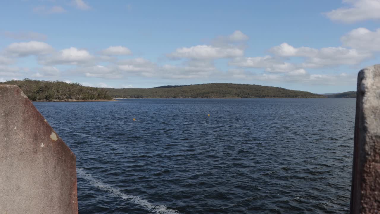 la parte superior de la represa de cataratas cerca de sydney australia