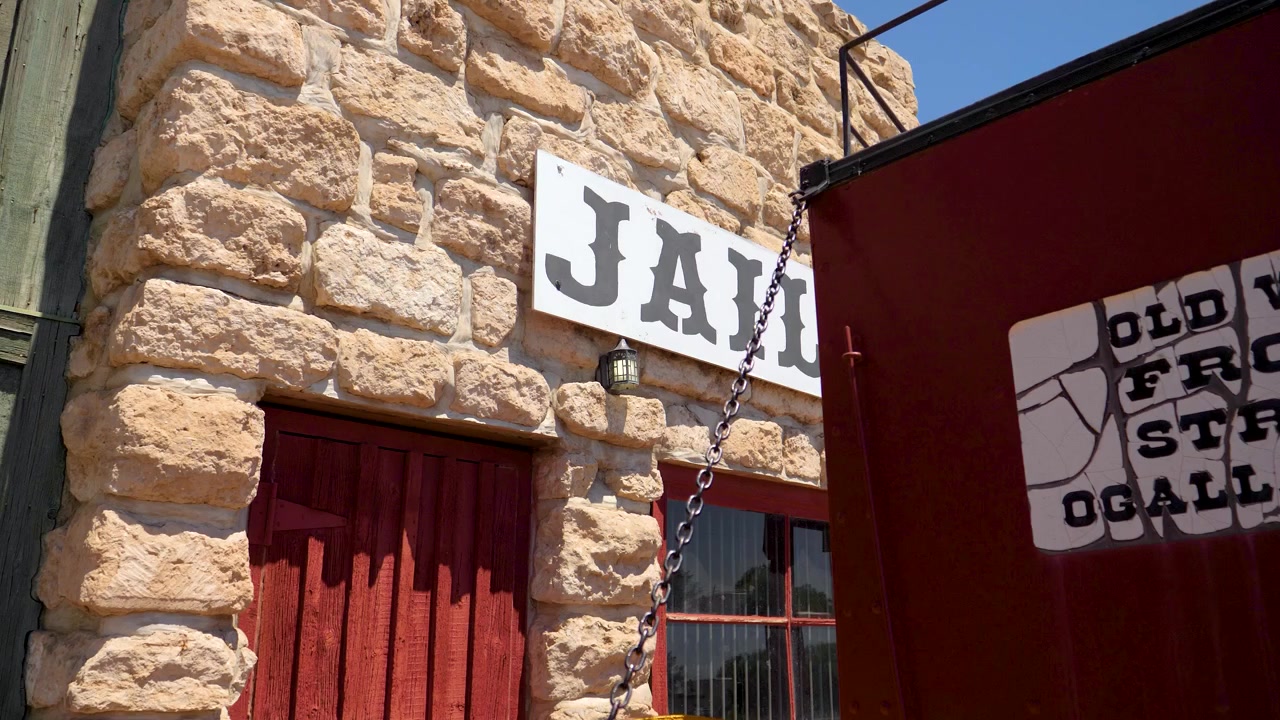 Rustik gammel western-grænsebygade fængselsindgang, Ogallala, Nebraska
