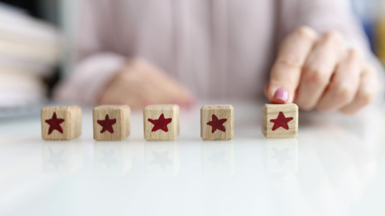 añadir quinta estrella para revisar la persona de primer plano