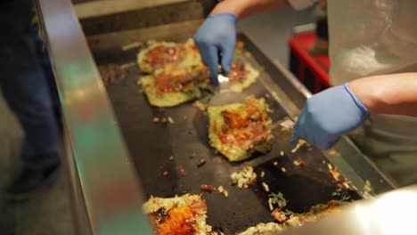 osaka hiroshima japón okonomoyaki crepe seafoo