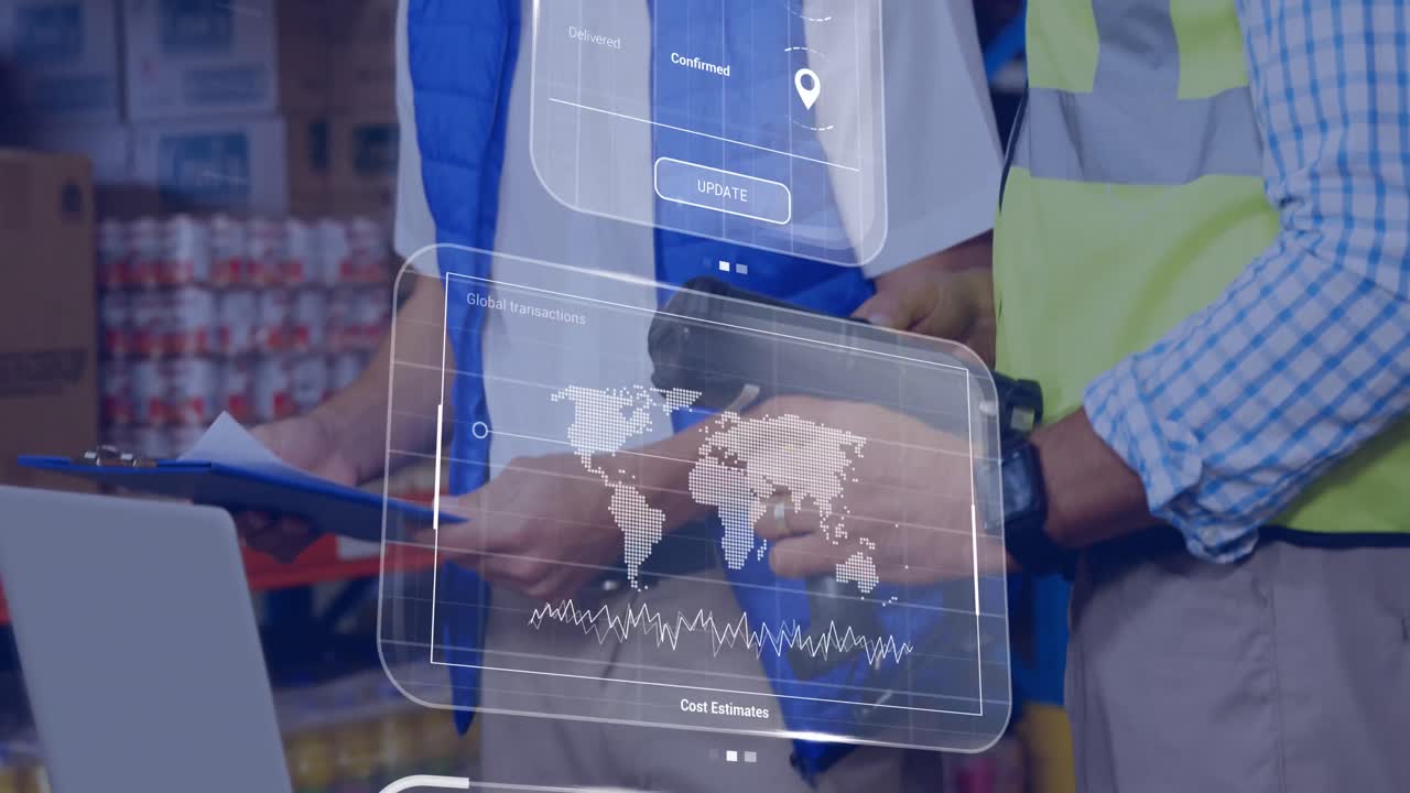 animación de procesamiento de datos en pantallas sobre hombres caucásicos que trabajan en el almacén