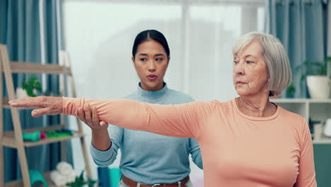 Physiotherapie,-Bewegung-Oder-Stretching-Für-Alte-Frauen