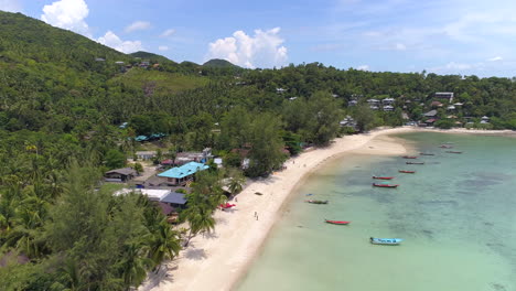 Tropical-Beach-with-Boats